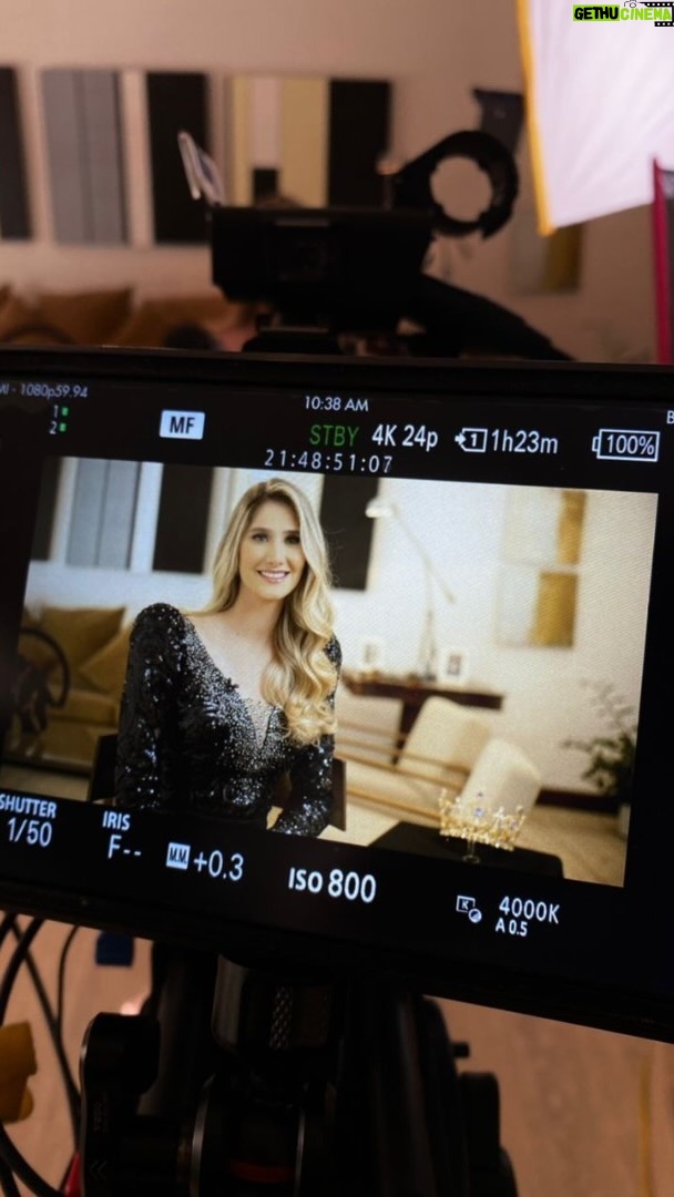 Mariam Habach - 23.8K Likes - Amando la receptividad que tuvo la entrevista de ayer. Aunque no pudieron ver realmente toda la entrevista, hay mucho que decir y mucho que contar ❤️ gracias a todos por sus mensajes de dm, comentarios, gracias por compartir en las stories parte de la entrevista🙏🏻