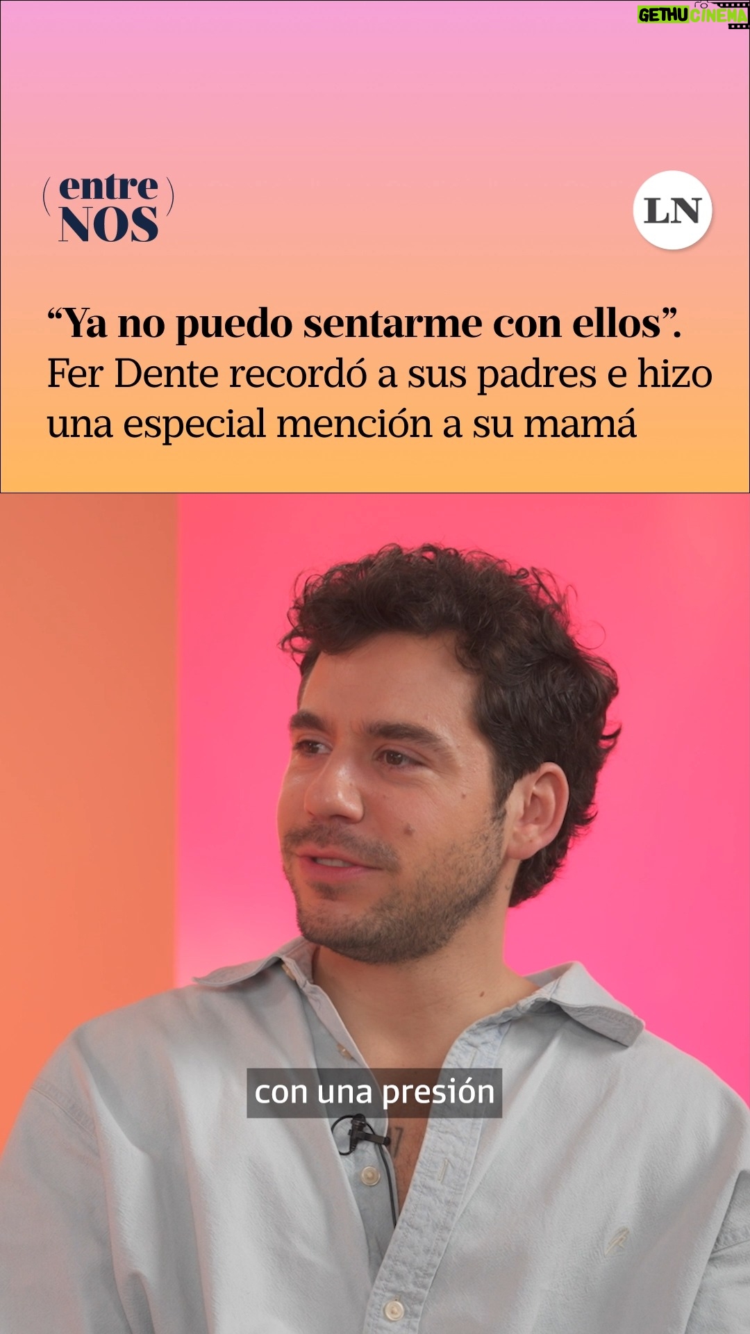Mariana Arias - 3.2K Likes - Fernando Dente (@ferdente) recordó a sus padres e hizo una mención especial a su mamá
 
En diálogo con Mariana Arias (@mariaanaarias), el multifacético artista repasa los momentos más salientes de su trayectoria y reivindica la importancia de la formación para obtener logros. Mirá la entrevista completa en lanacion.com o en nuestro canal de YouTube.
 
Mariana Arias con Fernando Dente en #EntreNos