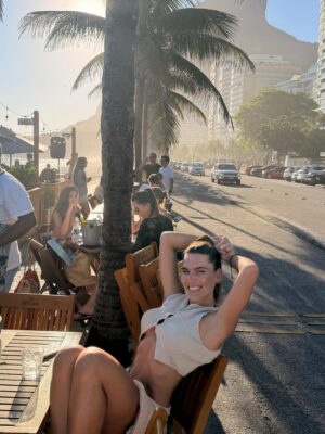 Mariana Goldfarb Instagram - Domingo no rio e eu transbordando amor