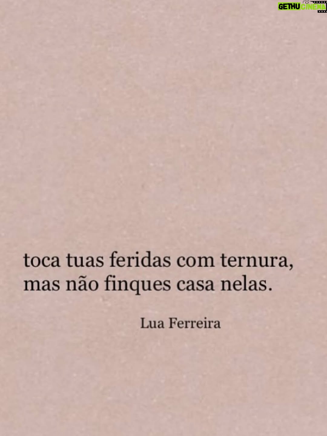 Mariana Goldfarb - 21.3K Likes - Domingo no rio e eu transbordando amor