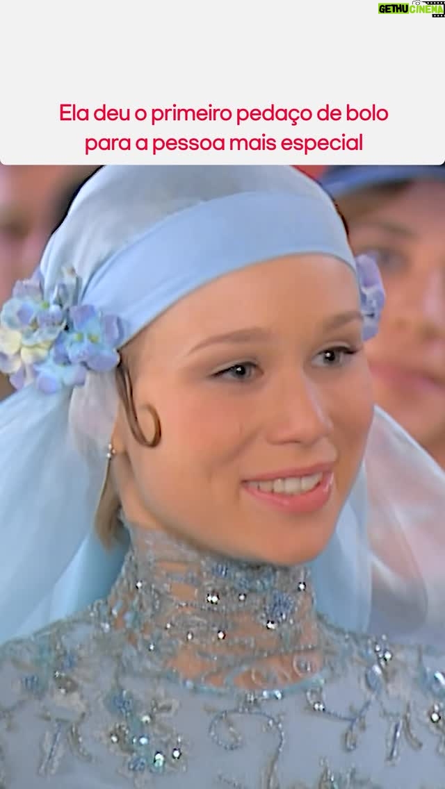 Mariana Ximenes - 109K Likes - É impossível não se emocionar com o lindo discurso que Ana Francisca fez para a avó Carmem ao lhe entregar o primeiro pedaço de bolo de casamento 🥹

▶️: Chocolate com Pimenta