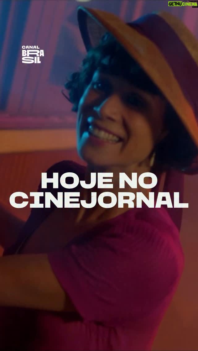 Mariana Ximenes - 529 Likes - Hoje, no Cinejornal: tivemos uma entrevista especial com a atriz Mariana Ximenes. No papo com a nossa repórter Maria Clara Senra, Mariana fala sobre histórias e inspirações que marcaram a sua carreira.
 
Não perca o Cinejornal hoje, 07/01, às 19h30!