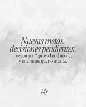 Mariángel Villasmil Instagram - El inicio de año no siempre trae claridad🫣
A veces trae ansiedad, dudas y ruido mental.
Si tu mente va a imaginar, dale permiso también a los escenarios donde sí sale bien. Eso también es cuidarte. ✨
Hoy subí el primer video de un nuevo espacio llamado “Sin Maquillaje emocional” en mi canal de YouTube🎥
Hablamos de la ansiedad que trae el inicio de año
y cómo aprender a convivir con la incertidumbre
sin castigarnos mentalmente.💖
Te espero por allá 🤍
Link en bio.