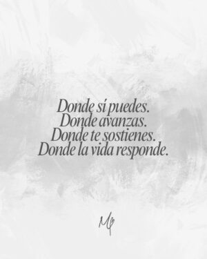 Mariángel Villasmil Instagram - El inicio de año no siempre trae claridad🫣
A veces trae ansiedad, dudas y ruido mental.
Si tu mente va a imaginar, dale permiso también a los escenarios donde sí sale bien. Eso también es cuidarte. ✨
Hoy subí el primer video de un nuevo espacio llamado “Sin Maquillaje emocional” en mi canal de YouTube🎥
Hablamos de la ansiedad que trae el inicio de año
y cómo aprender a convivir con la incertidumbre
sin castigarnos mentalmente.💖
Te espero por allá 🤍
Link en bio.