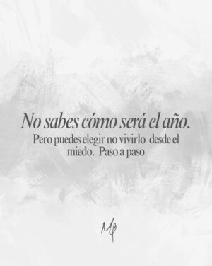 Mariángel Villasmil Instagram - El inicio de año no siempre trae claridad🫣
A veces trae ansiedad, dudas y ruido mental.
Si tu mente va a imaginar, dale permiso también a los escenarios donde sí sale bien. Eso también es cuidarte. ✨
Hoy subí el primer video de un nuevo espacio llamado “Sin Maquillaje emocional” en mi canal de YouTube🎥
Hablamos de la ansiedad que trae el inicio de año
y cómo aprender a convivir con la incertidumbre
sin castigarnos mentalmente.💖
Te espero por allá 🤍
Link en bio.