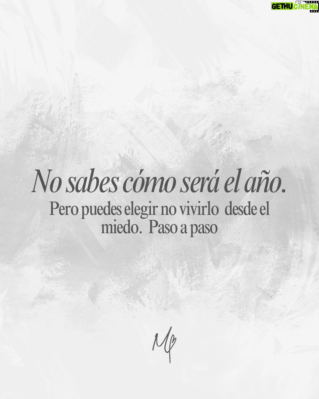 Mariángel Villasmil - 134 Likes - El inicio de año no siempre trae claridad🫣
A veces trae ansiedad, dudas y ruido mental.

Si tu mente va a imaginar, dale permiso también a los escenarios donde sí sale bien. Eso también es cuidarte. ✨

Hoy subí el primer video de un nuevo espacio llamado “Sin Maquillaje emocional” en mi canal de YouTube🎥

Hablamos de la ansiedad que trae el inicio de año
y cómo aprender a convivir con la incertidumbre
sin castigarnos mentalmente.💖

Te espero por allá 🤍
Link en bio.