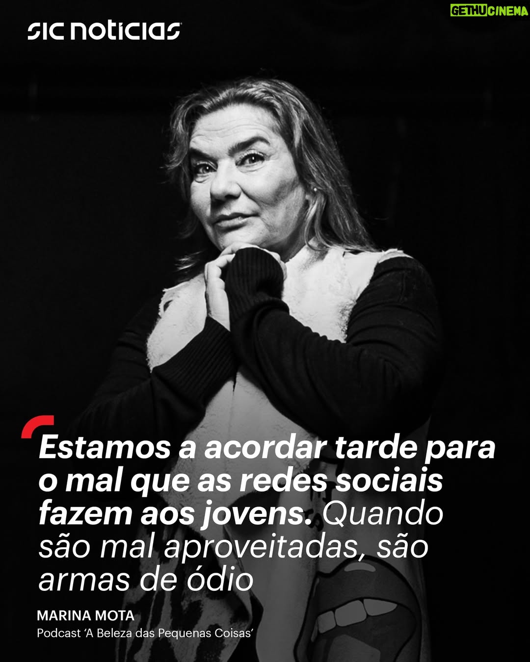 Marina Mota - 6.8K Likes - É uma das atrizes mais populares do país. Nos anos 90, protagonizou e produziu programas de humor que lideraram audiências na televisão e, por mais tempo, foi primeira figura de espetáculos de Revista à Portuguesa, no Parque Mayer, em Lisboa. Presença habitual na ficção nacional, gravou em 2012 uma novela no Brasil, a convite de Miguel Falabella. Em 2024, Marina ganhou o seu primeiro Globo de Ouro, para melhor atriz de Teatro: “Sou atriz há 44 anos. Agradeci o prémio, diverti-me muito, mas não foi o meu melhor desempenho em palco”. 

Ouça o podcast através do link na bio

#atriz #redessociais #socialmedia #marinamota #podcasts #teatro #portugal #sicnoticias