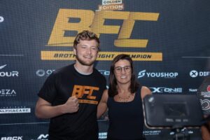 Marina Rodriguez Instagram - O BFC Golden Edition contou com a presença de ilustre de personalidades que apoiam e fazem a diferença no MMA catarinense!

Queremos agradecer a essas personalidades pela presença em nossa evento! 🤝🏻

Faça você também a diferença no esporte!