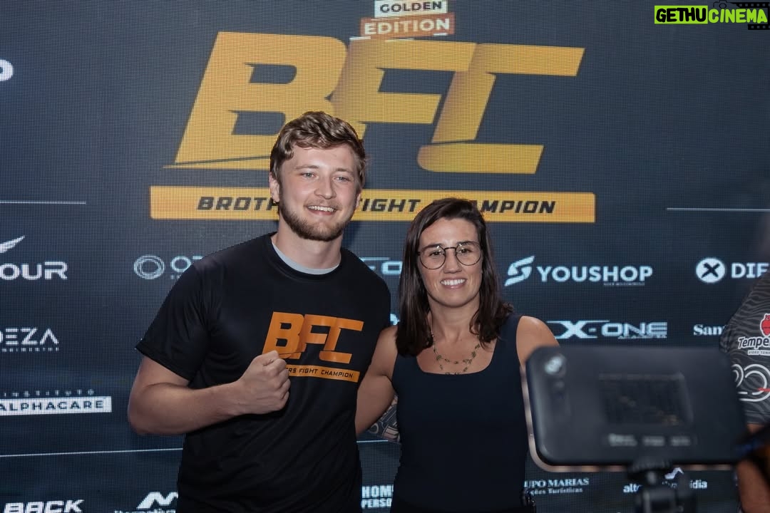 Marina Rodriguez - 363 Likes - O BFC Golden Edition contou com a presença de ilustre de personalidades que apoiam e fazem a diferença no MMA catarinense!

Queremos agradecer a essas personalidades pela presença em nossa evento! 🤝🏻

Faça você também a diferença no esporte!