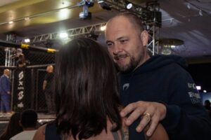 Marina Rodriguez Instagram - O BFC Golden Edition contou com a presença de ilustre de personalidades que apoiam e fazem a diferença no MMA catarinense!

Queremos agradecer a essas personalidades pela presença em nossa evento! 🤝🏻

Faça você também a diferença no esporte!