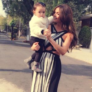Marisol González Instagram - #2016 y cada vez se pone mejor .. Que la. vida nos llene siempre de recuerdos bonitos💫