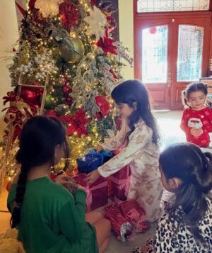 Marisol González Instagram - ✨Días mágicos, en mi lugar feliz ✨🎄❤️#amordelbueno