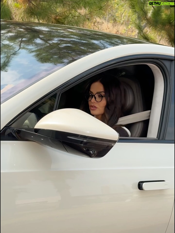 Marisol González - 61.8K Likes - La MG IM LS7 es ese espacio donde el confort, la amplitud y la tecnología hacen que cada camino se disfrute más, para mí y para todos los que viajan conmigo.

Porque no se trata solo de llegar, sino de disfrutar el camino. 🚘💫

#MGIMLS7 #MGMotor #LifestyleSobreRuedas #Publicidad