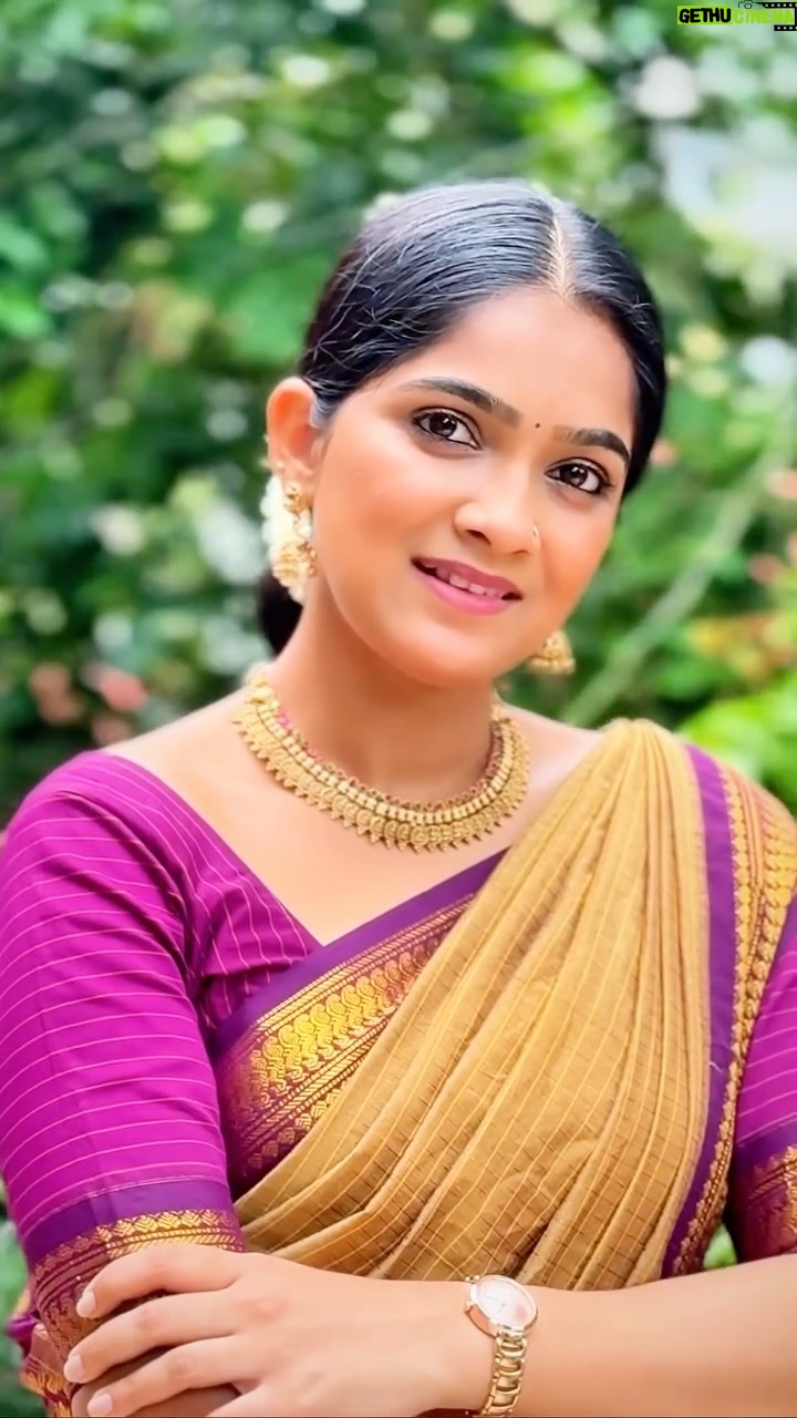 Mariya Prince - 4.9K Likes - Beautiful saree from @dahliadreamsbyremya ♥️
Beautiful jewelry from @omkara_byanjana ♥️

Grace meets tradition 💫
Premium Kattam Kalyani Cotton Saree with elegant Paithani checks ✨
Soft. Smooth. Stunning. 💛
With grand zari pallu & contrast blouse — a classic beauty redefined!

https://wa.me/919495495442

#BoutiqueSarees #OnlineBoutiqueIndia #SouthIndianSaree #PremiumCottonSaree #PaithaniSaree #KalyaniCotton #LuxuryInThreads #ShopEthnic #SareeBoutique #ExclusiveCollection #NewArrivalAlert #ElegantDrapes #CottonElegance #SareeLoversClub