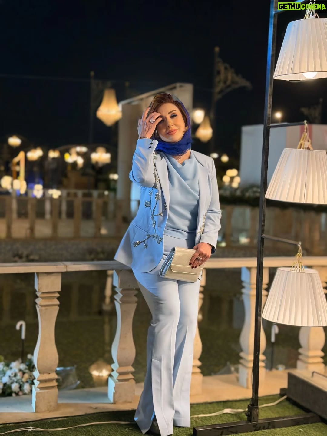 Marjaneh Golchin - 172.2K Likes - 📷📷📷📷📷📷📷
" زنِ سالم در آزادیِ تمام، مرز های شخصی اش را حفظ می‌کند. همان‌طور که مردِ سالم، حتی در ثروت؛ وفاداری‌اش را! "( #نرگس_صرافیان_طوفان)
مراسم عروسی مریم و سهیل عزیز💐
📷📷📷📷📷📷📷
📸=پارسای عزیزم لطفا ورق بزنید🙏

میکاپ💄=تیم دوست داشتنی مریم جان رهنما
لباس👗👠= مزون گالانت
#عروسی#مهمانی#جشن_عروسی#میکاپ#مزون_لباس#همکار
#عشقِ #شادی #لحظات_خوش #حال_خوب #جشن_سرور#مرجانه_گلچین#مرجانه_دلدار_گلچین#مرجانه