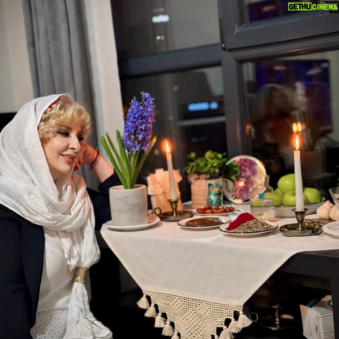 Marjaneh Golchin - 104.7K Likes - 👗👡🌸🎁🪻🌍

برآمد باد صبح و بوی نوروز
به کام دوستان و بخت پیروز

مبارک بادت این سال و همه سال
همایون بادت این روز و همه روز
سال نو مبارک❤️🌸
#سعدی #نو_شدن #دوستان #یاران #هموطنان #خوشی #برکت #حال_خوب #مبارک_باد #نوروز #مرجانه_دلدار_گلچین #مرجانه_گلچین