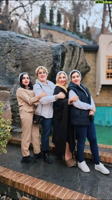 Marjaneh Golchin - 80.6K Likes - 🥳🎁❤️🎂
 
هیچی عرضی نداشتم
فقط بازم 👇
تولد بیبه اه،بیا وسط 💃🕺
تولد بیبه اه، تولد بیبه اه
میگیریم پنجاه و پنج سالگی رو جشن
میگیریم تا خود صبح دابسمش
تولد بیبه اه، تولد بیبه👩‍🦲🍼
 
بی زحمت گوشی بچرخون و حظشو ببر😁

پ ن : یک شب عالی در کنار عزیزانم به مناسبت تولدم ❤️

 #مرجانه_گلچین #هنرمند #جشن_زمستان #رفیق #کمدی
 #دابسمش  #هنرمندان_ایرانی #تولد  #marjangolchin #artist #insta