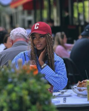 Marlène Kouassi Instagram - Moi, un cocktail et l’énergie de Paris.✨
