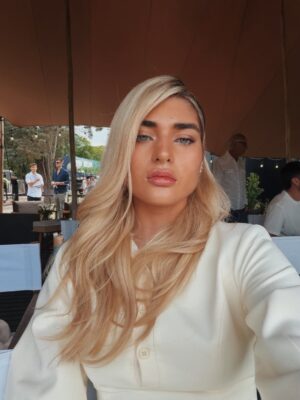 Marta Fort Instagram - These days ☀️