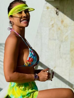 Martha Isabel Bolaños Instagram - 🌴Que especial fue este tiempo! Es que El si que sabe sorprenderme! Hubo de todo en este paseo! 😎
👙 @dulcekatebeachwear