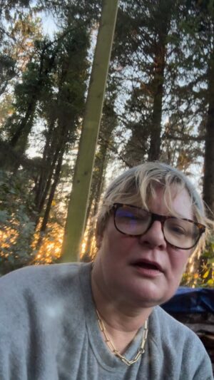 Martha Plimpton Instagram - #happynewyear #chopwoodcarrywater #oregoncoast #fucktrump #newyearnewbullshit