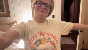 Martha Plimpton Instagram - Here’s hoping you and yours and everyone who celebrates had a beautiful #Resistmas. It’s been a pretty shitty year all around for everyone, but we keep going. #merryresistmas #fucktrump #santahatesfascists #santahatestrump