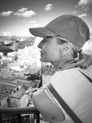 Martina Colombari Instagram - Sasso Caveoso o Sasso Barisano?
“Occorre tenere in vita il passato nella luce di nuovi orizzonti “
Carmelo Andrea Bruno 16-8-983