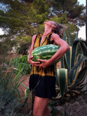 Martina Colombari Instagram - Tornerò presto …. Puglia bella!