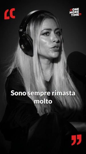 Martina Stella Instagram - “Sono sempre rimasta molto con i piedi per terra”
@therealmartinastella si racconta a One More Time
#onepodcast
#onemoretimepodcast
#lucacasadei
#martinastella