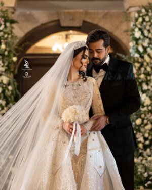 Maryam Momen Instagram - مریم و سهیل ♥️

✨ Bride & groom :
@maryam.momen 
@soheilghasedi_official 
.
✨ Ceremonies : 
@tashrifatsilva 
.
✨ Photography studio :
@falifilm 
.
✨ Makeup artist :
@maryamrahnama__ 
.
✨Hairstyle :
@minanorozi_hairstyle 
.
✨ Bride dress :
@maria_bashirianofficial 
.
✨ Groom suit : 
@masihzad_official 
.
✨ Groom hairstyle : 
@masouddehghanorg 
.
✨ Flowers & car :
@pouzhanflower 
.
✨ Perfume :
@jamal.perfume
.
✨ Beauty salon :
@maryamrahnamabeauty 
.
✨location for photography:
@emaratelin 
🤍
‎#مریم_مومن #سهیل_قاصدی #مراحل_میکاپ #مریم_رهنما
#ازدواج_هنرمندان #عشق  #آذربایجان #تورک #سلبریتی #عروسی
