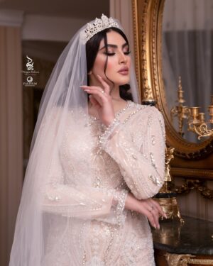 Maryam Momen Instagram - مریم و سهیل ♥️

✨ Bride & groom :
@maryam.momen 
@soheilghasedi_official 
.
✨ Ceremonies : 
@tashrifatsilva 
.
✨ Photography studio :
@falifilm 
.
✨ Makeup artist :
@maryamrahnama__ 
.
✨Hairstyle :
@minanorozi_hairstyle 
.
✨ Bride dress :
@maria_bashirianofficial 
.
✨ Groom suit : 
@masihzad_official 
.
✨ Groom hairstyle : 
@masouddehghanorg 
.
✨ Flowers & car :
@pouzhanflower 
.
✨ Perfume :
@jamal.perfume
.
✨ Beauty salon :
@maryamrahnamabeauty 
.
✨location for photography:
@emaratelin 
🤍
‎#مریم_مومن #سهیل_قاصدی #مراحل_میکاپ #مریم_رهنما
#ازدواج_هنرمندان #عشق  #آذربایجان #تورک #سلبریتی #عروسی