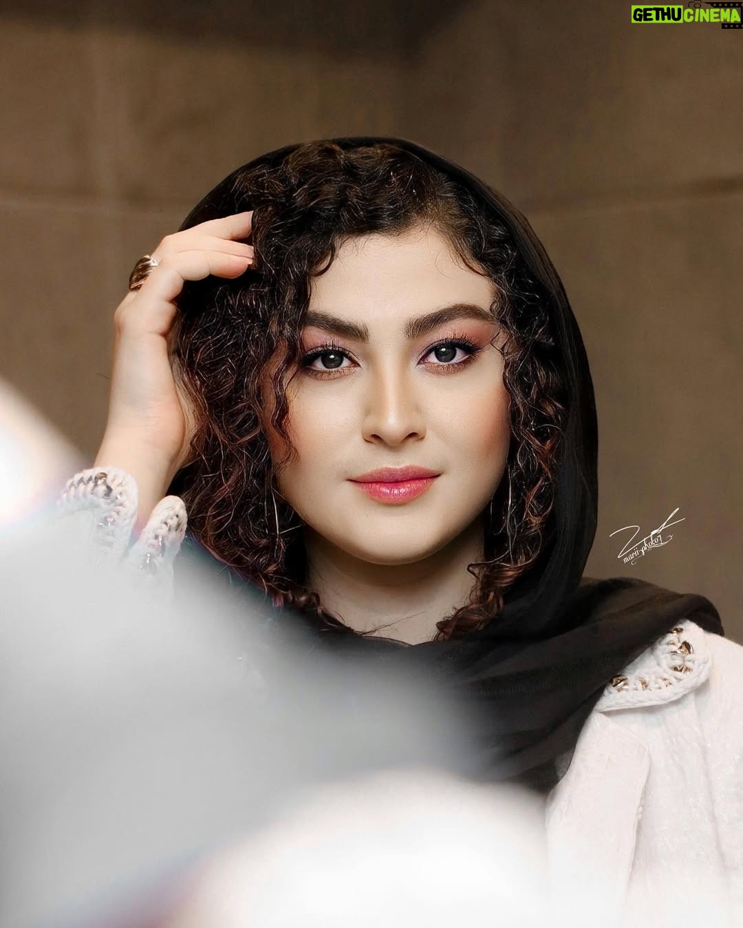 Maryam Momen - 139.6K Likes - حوصله ثابت کردن خودم به دیگران ندارم
هرچی ازم شنیدی دوتا هم بزار روش😂