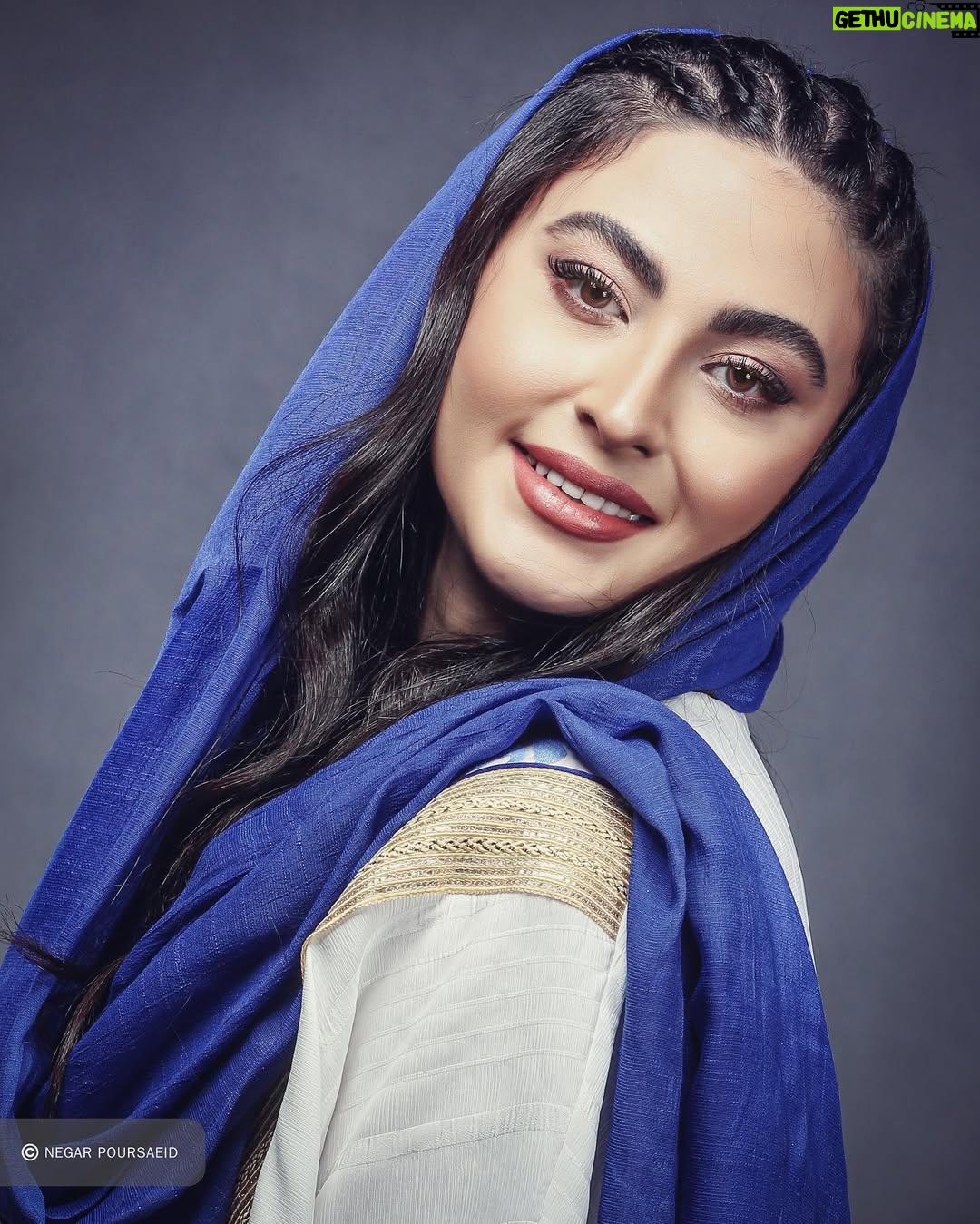 Maryam Momen - 61.3K Likes - در فریب آرزو ها، عجب عمر ما گذشت.

#سال_نو #مریم_مومن 

#لباس : @flyfashion.ir 
#میکاپ : @sanaz.janaki 
#عکاس : @negarpoursaeid