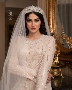 Maryam Momen Instagram - مریم و سهیل ♥️

✨ Bride & groom :
@maryam.momen 
@soheilghasedi_official 
.
✨ Ceremonies : 
@tashrifatsilva 
.
✨ Photography studio :
@falifilm 
.
✨ Makeup artist :
@maryamrahnama__ 
.
✨Hairstyle :
@minanorozi_hairstyle 
.
✨ Bride dress :
@maria_bashirianofficial 
.
✨ Groom suit : 
@masihzad_official 
.
✨ Groom hairstyle : 
@masouddehghanorg 
.
✨ Flowers & car :
@pouzhanflower 
.
✨ Perfume :
@jamal.perfume
.
✨ Beauty salon :
@maryamrahnamabeauty 
.
✨location for photography:
@emaratelin 
🤍
‎#مریم_مومن #سهیل_قاصدی #مراحل_میکاپ #مریم_رهنما
#ازدواج_هنرمندان #عشق  #آذربایجان #تورک #سلبریتی #عروسی