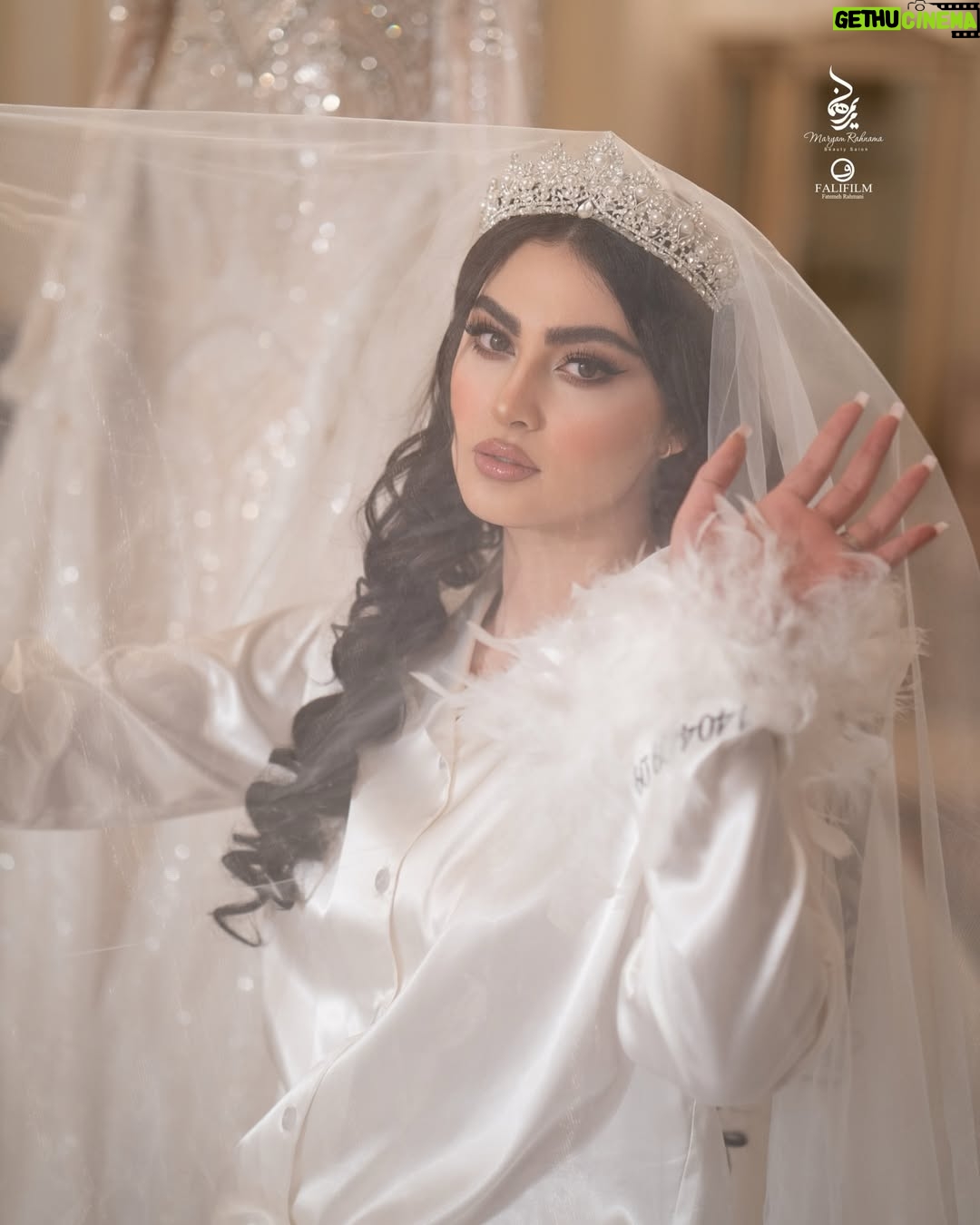 Maryam Momen - 186.8K Likes - مریم و سهیل ♥️

✨ Bride & groom :
@maryam.momen 
@soheilghasedi_official 
.
✨ Ceremonies : 
@tashrifatsilva 
.
✨ Photography studio :
@falifilm 
.
✨ Makeup artist :
@maryamrahnama__ 
.
✨Hairstyle :
@minanorozi_hairstyle 
.
✨ Bride dress :
@maria_bashirianofficial 
.
✨ Groom suit : 
@masihzad_official 
.
✨ Groom hairstyle : 
@masouddehghanorg 
.
✨ Flowers & car :
@pouzhanflower 
.
✨ Perfume :
@jamal.perfume
.
✨ Beauty salon :
@maryamrahnamabeauty 
.
✨location for photography:
@emaratelin 
🤍
‎#مریم_مومن #سهیل_قاصدی #مراحل_میکاپ #مریم_رهنما
#ازدواج_هنرمندان #عشق  #آذربایجان #تورک #سلبریتی #عروسی