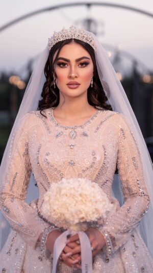 Maryam Momen Instagram - لحظه هایی که هرگز فراموش نمیشه🥹♥️

✨ Bride & groom :
@maryam.momen
@soheilghasedi_official 

.
✨ Ceremonies : 
@tashrifatsilva 

.
✨ Photography studio :
@falifilm 

.
✨ Makeup artist :
@maryamrahnama__ 

.
✨Hairstyle :
@minanorozi_hairstyle 

.
✨ Bride dress :
@maria_bashirianofficial

.
✨ Groom suit : 
@masihzad_official 

.
✨ Groom hairstyle : 
@masouddehghanorg 

.
✨ Cameraman & editor :
@amirabbasi.dp 

.
✨ Flowers & car :
@pouzhanflower 

.
✨ Perfume :
@jamal.perfume 

.
✨ Beauty salon :
@maryamrahnamabeauty 
.
🤍
‎#مریم_مومن #سهیل_قاصدی #مراحل_میکاپ #مریم_رهنما
#ازدواج_هنرمندان #عشق #شهریار #آذربایجان #تورک #سلبریتی#ماریا_بشیریان