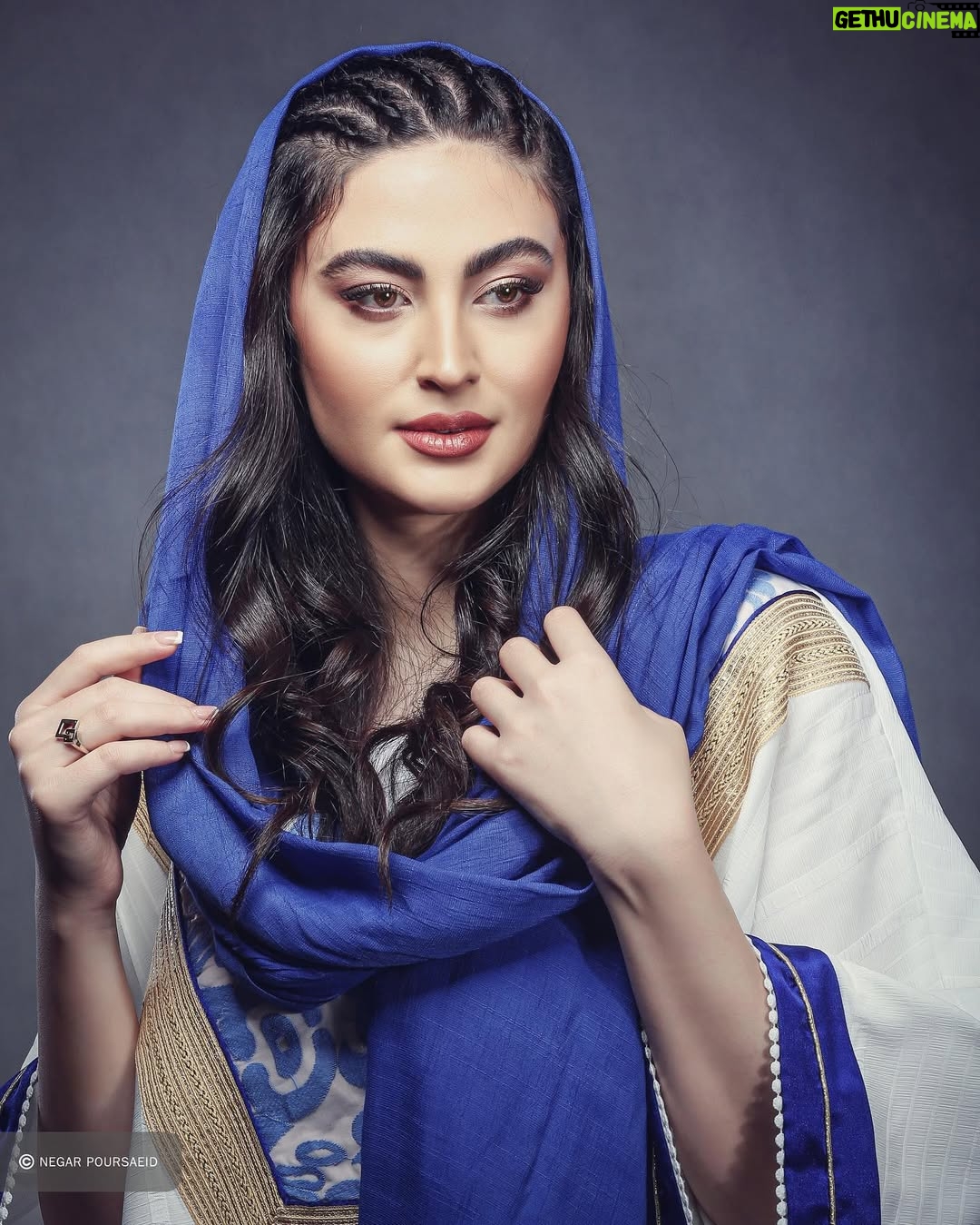 Maryam Momen - 61.3K Likes - در فریب آرزو ها، عجب عمر ما گذشت.

#سال_نو #مریم_مومن 

#لباس : @flyfashion.ir 
#میکاپ : @sanaz.janaki 
#عکاس : @negarpoursaeid