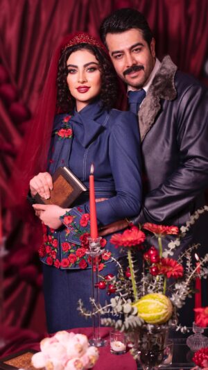 Maryam Momen Instagram - هرگز نمیرد آن که دلش زنده شد به عشق
ثبت است بر جریده عالم دوام ما

♥️🍂🍁🍉🍅

✨ Bride & groom :
@maryam.momen 
@soheilghasedi_official 

.

✨ Ceremonies : 
@tashrifatsilva 

.
.
✨ Photography studio :
@falifilm 
.
✨ Makeup artist :
@maryamrahnama__ 

.

✨Hairstyle :
@minanorozi_hairstyle 

.

.
✨ Bride & groom dress :

@patron.tip 
@patrontip_men 

✨ Cameraman & editor : @amirabbasi.dp 

.

🤍
‎#مریم_مومن #سهیل_قاصدی  #یلدا
#ازدواج_هنرمندان #عشق