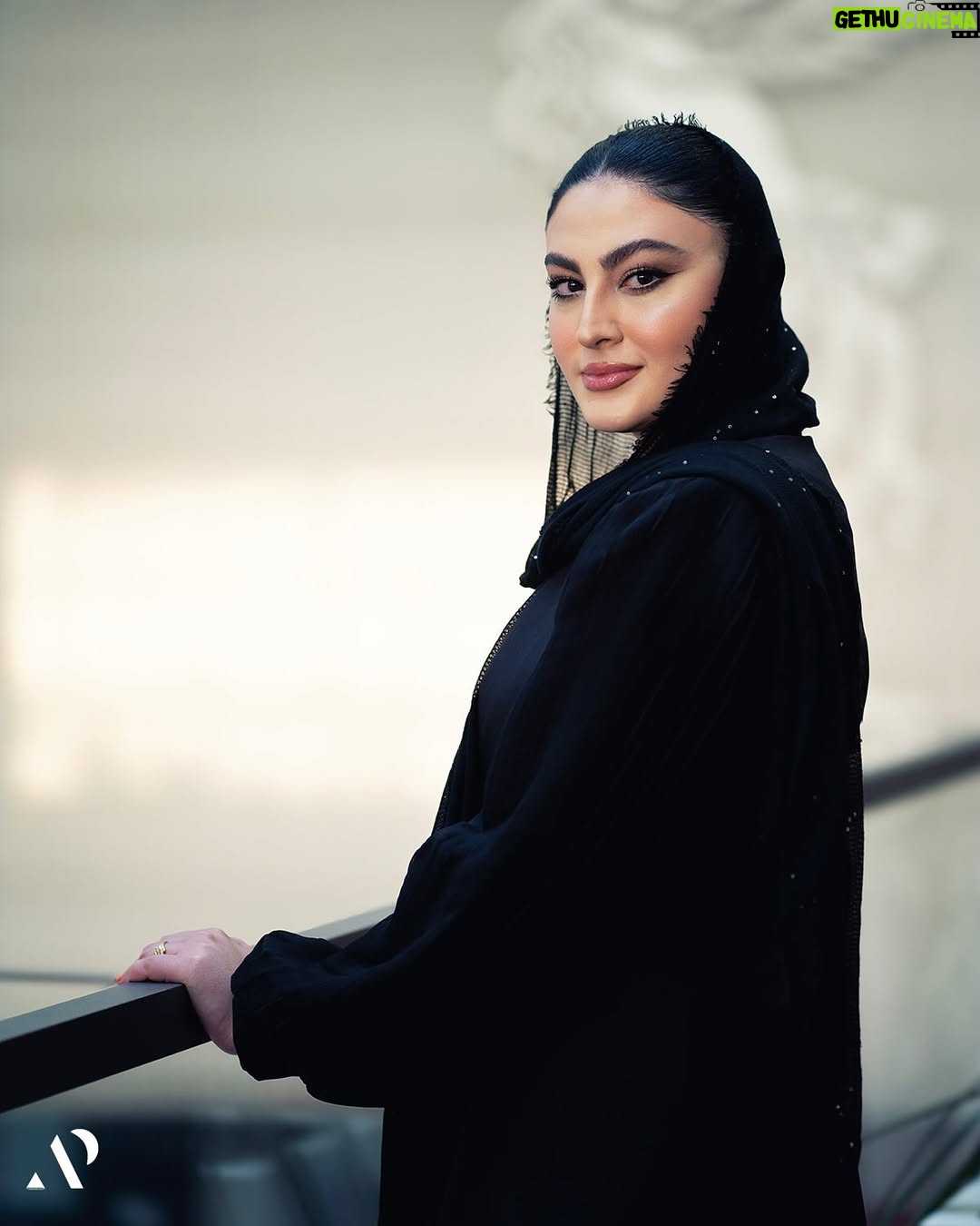 Maryam Momen - 93.8K Likes - «به آغاز اعتماد نکن
حقیقت در آخرین لحظات گفته میشود.
.
.
#مریم_مومن