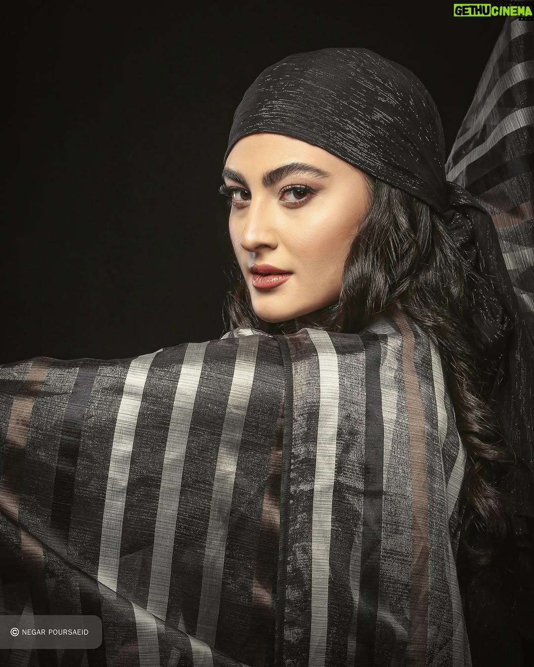 Maryam Momen - 63.8K Likes - جان چه می دانست از دنیا چه ها خواهد کشید!

.
#ایران