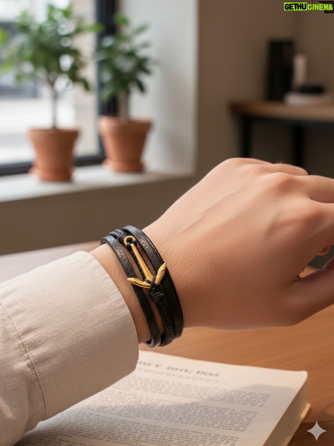 Mashura Basheer - 61 Likes - Aurelius Anchor Noir Wristband ✨ Orders On Website - www.blingbaebysuhanabasheer.com

Leather | Anti-Tarnish | Stainless Steel ✨ 

Imported Jewels Only ✨