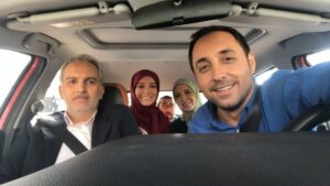 Matin Sotudeh Instagram - دوباره با خانواده ي مهاجر🤪
#متين_ستوده
#matinsotudeh