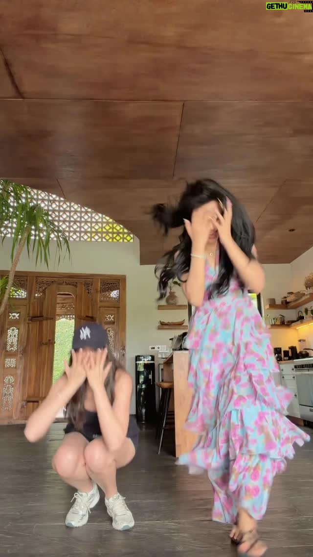 Maudy Effrosina - 224.7K Likes - 