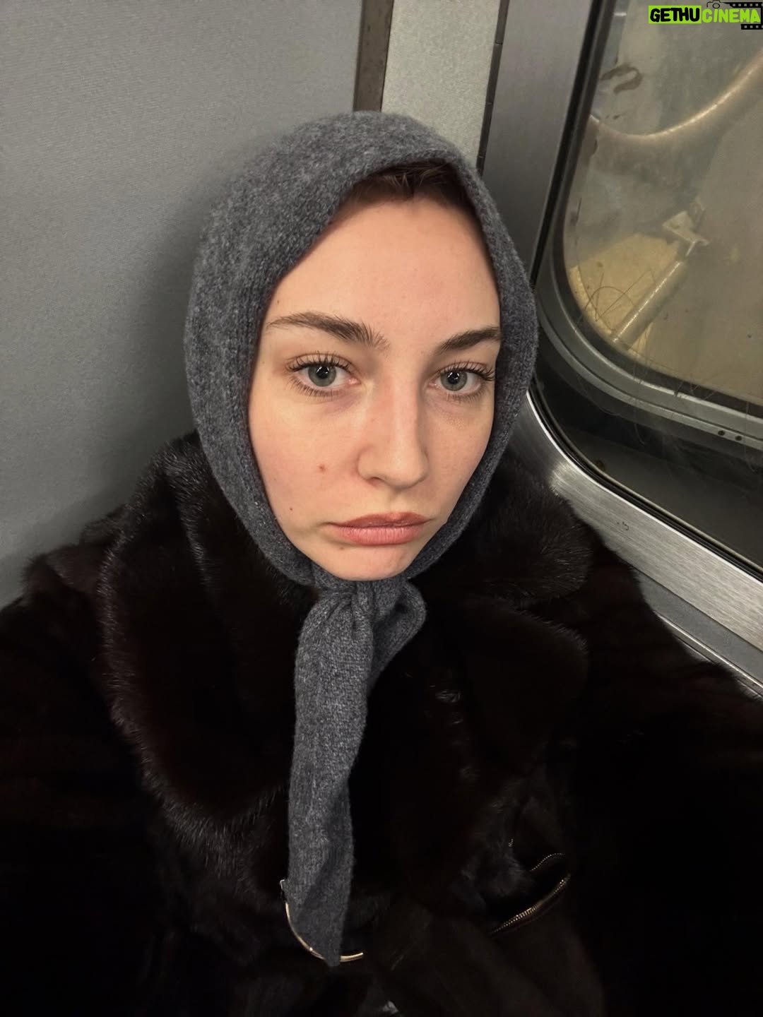 Mavournee Hazel - 516 Likes - new york new year same me ˚₊‧꒰ა ✦ ໒꒱ ‧₊˚