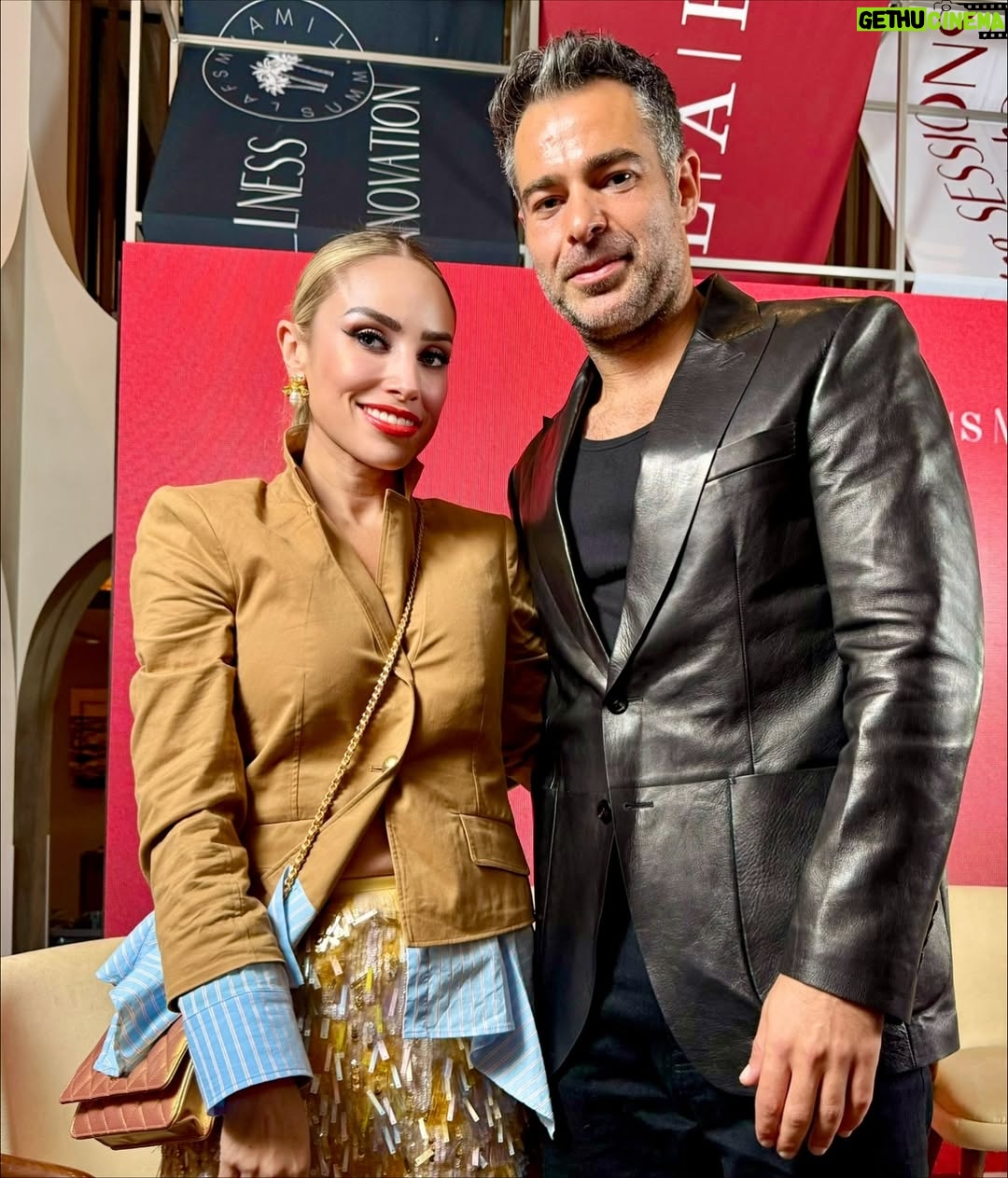 Mayra Farret - 571 Likes - What a week! @latinamericanfashionsummit left me beyond inspired. ✨
So many amazing connections with Latin America’s top designers, creative minds, and fashion leaders.
Can’t believe it was my first time attending — definitely not the last! 🫶

———————————————————————————

Qué experiencia tan inspiradora en el Latin American Fashion Summit.
Conecté con mentes brillantes, diseñadores increíbles y líderes que están redefiniendo la moda latinoamericana.
✨ Ya quiero que sea el próximo año.