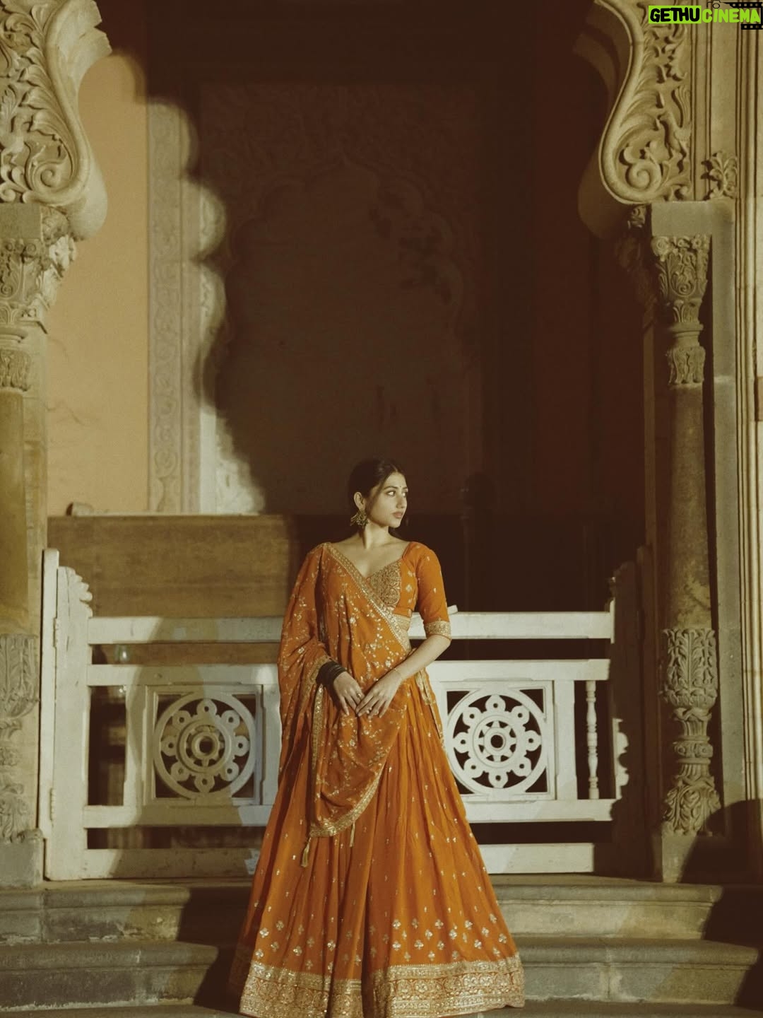 Mazel Vyas - 13.4K Likes - महताब 🌙
.
.
.
.
#traditional #royal #heritage #shadiseason