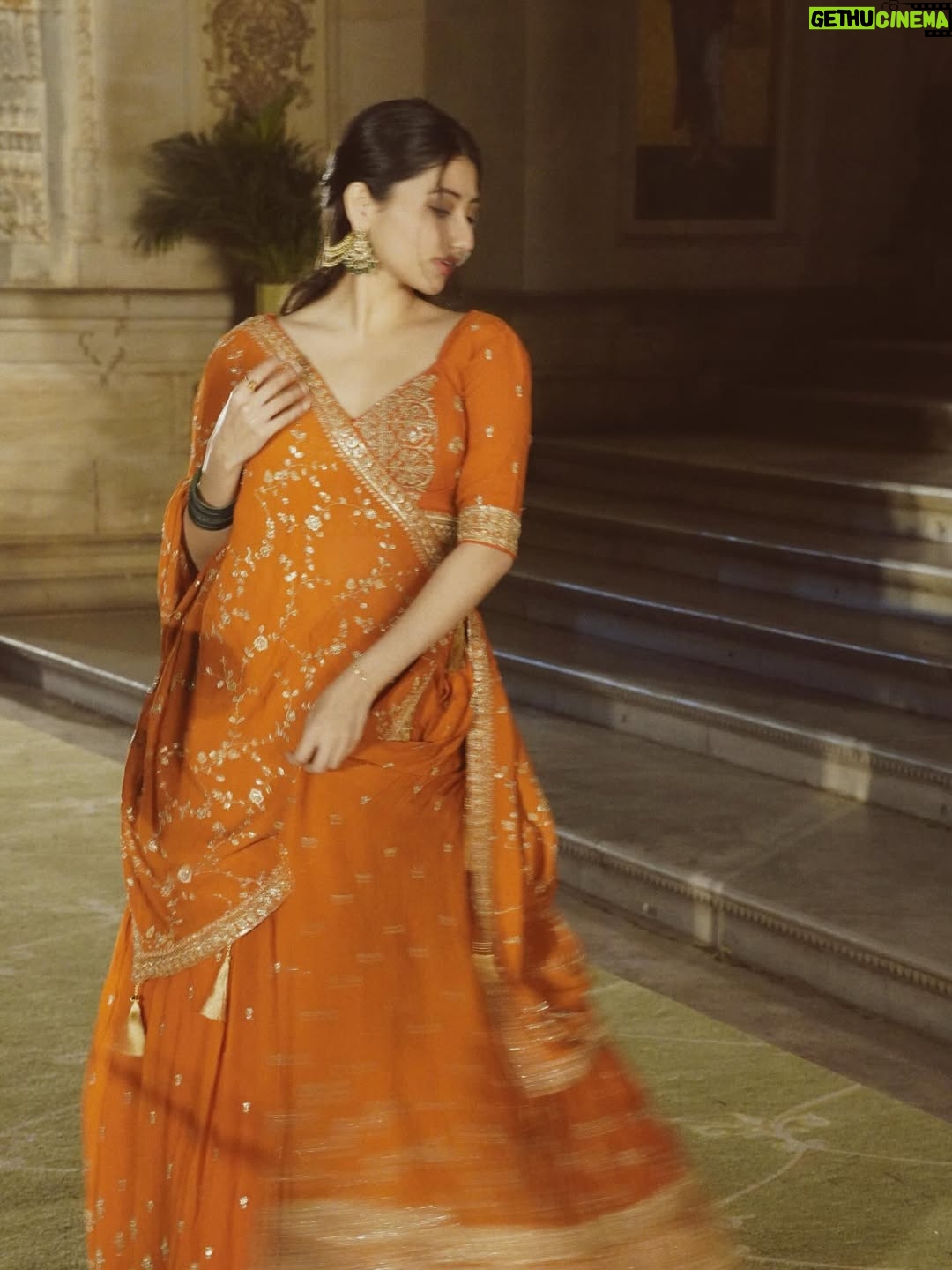 Mazel Vyas - 13.4K Likes - महताब 🌙
.
.
.
.
#traditional #royal #heritage #shadiseason