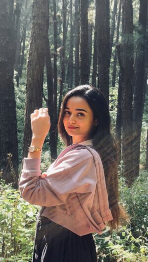 Meenakshi Anoop Instagram - forest straight out of a dream 🦌✨
Pro editor @vishhaakh 👀