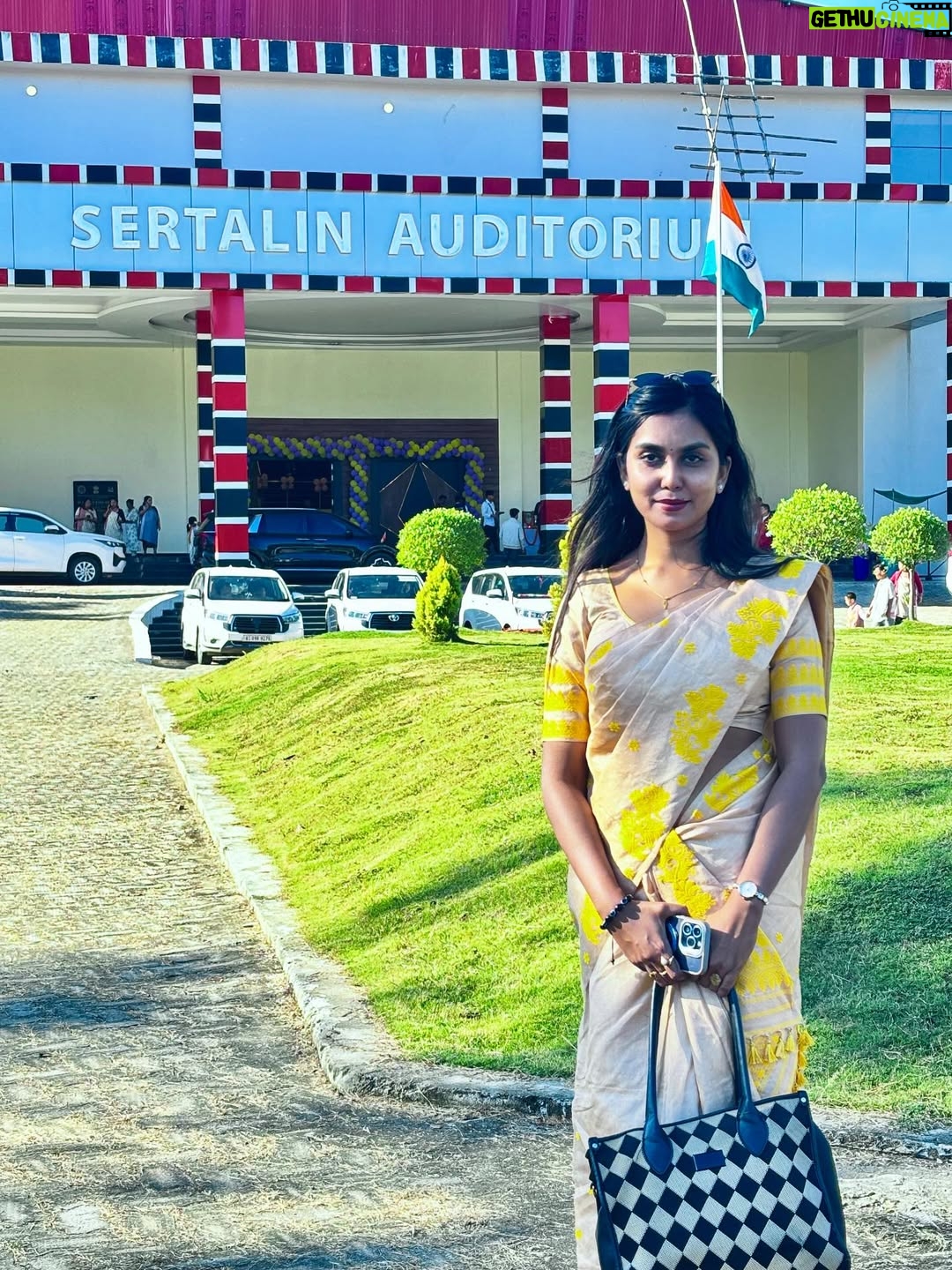 Meenakshi Borah - 6.9K Likes - 💛🧿