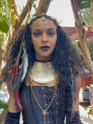 Megalyn Echikunwoke Instagram - I’ll never take for granted that I am doing the thing I dreamt of doing as a little girl. It’s such a privilege and a gift.  @itsmomcrae you inspire the hell out of me. Making movies is not easy! But when you are lucky enough to have collaborators and supporters like these you can do anything. @andscape @scottyeye @traction_hq @john_rosario @scalablecontent @jas_summers @evanbane @hulu Thank you for trusting me to help tell this beautiful haunting story with you! To all of the talented people who worked on this film I am humbled and forever indebted to you. 

Thank you to my amazing glam dream team for always making a girl feel like a billion! 
@ugomozie 💃🏾
@larryjarahsims 💇🏾‍♀️
@joannasimkin 💄

Architectural goddess dress: @anayacollection ✨

Emerald goddess dress: custom @elevensixteen @ugomozie 

Jewels: @azature and @amanitomi
Shoes: @gianvitorossi

STAY is now streaming on @hulu 👻

Ps. I’d like to thank the Academy @academymuseum for re-upholstering all of the seats in the theater  just for me. 😋
💚🫶🏾💚🫶🏾